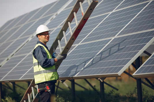 Manufacturing: 158kWp Solar